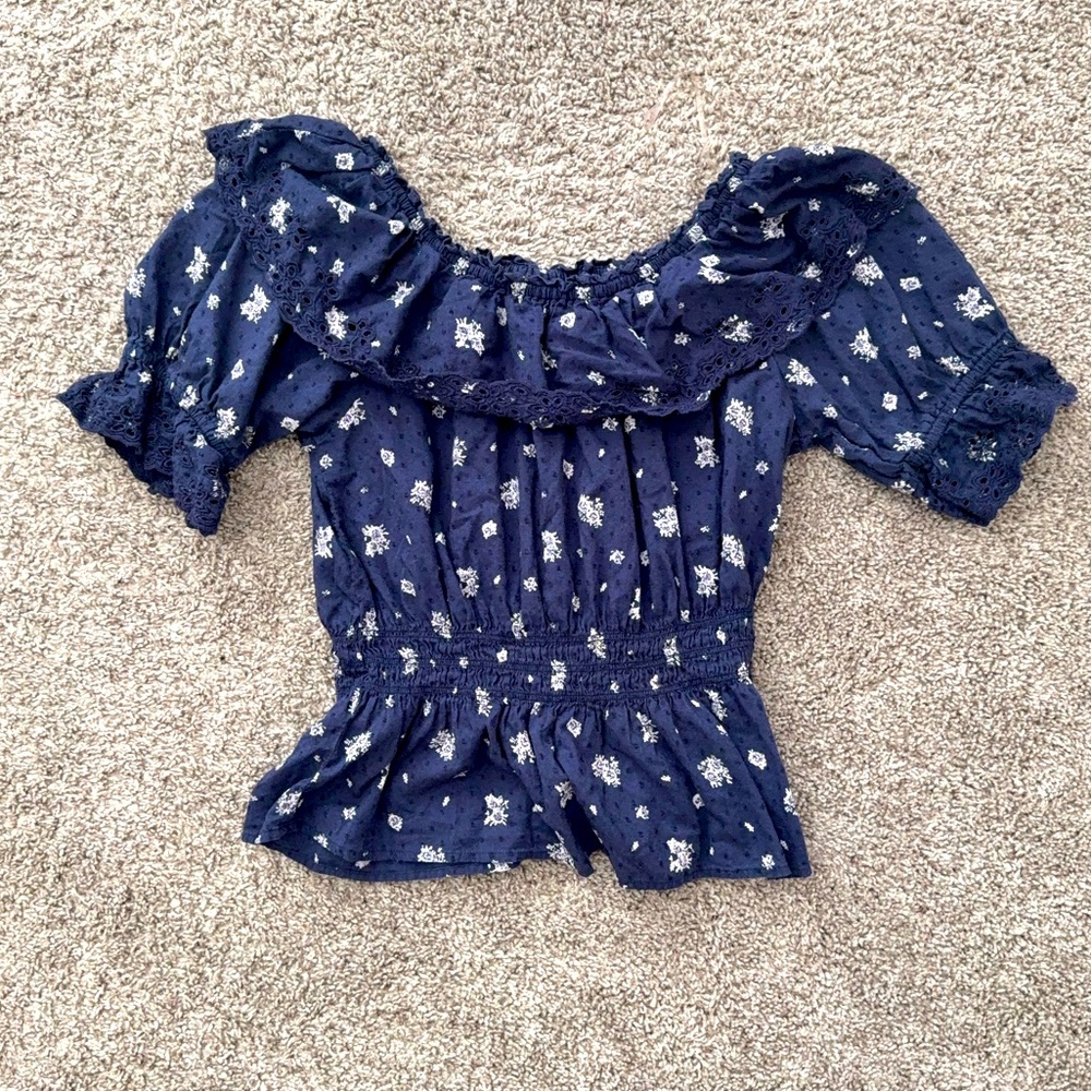 Universal Thread Blue Flor Blouse, Size XS